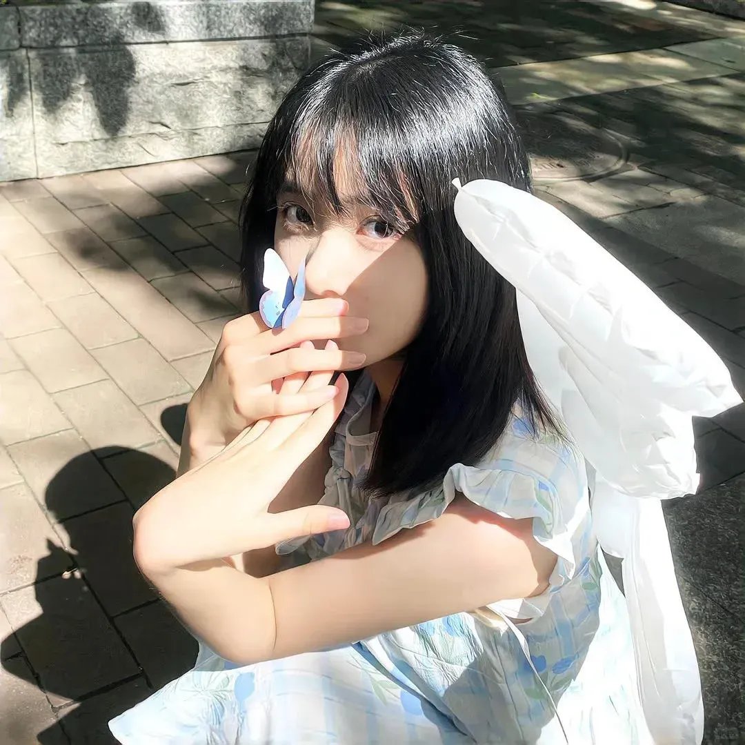 加油站的女孩